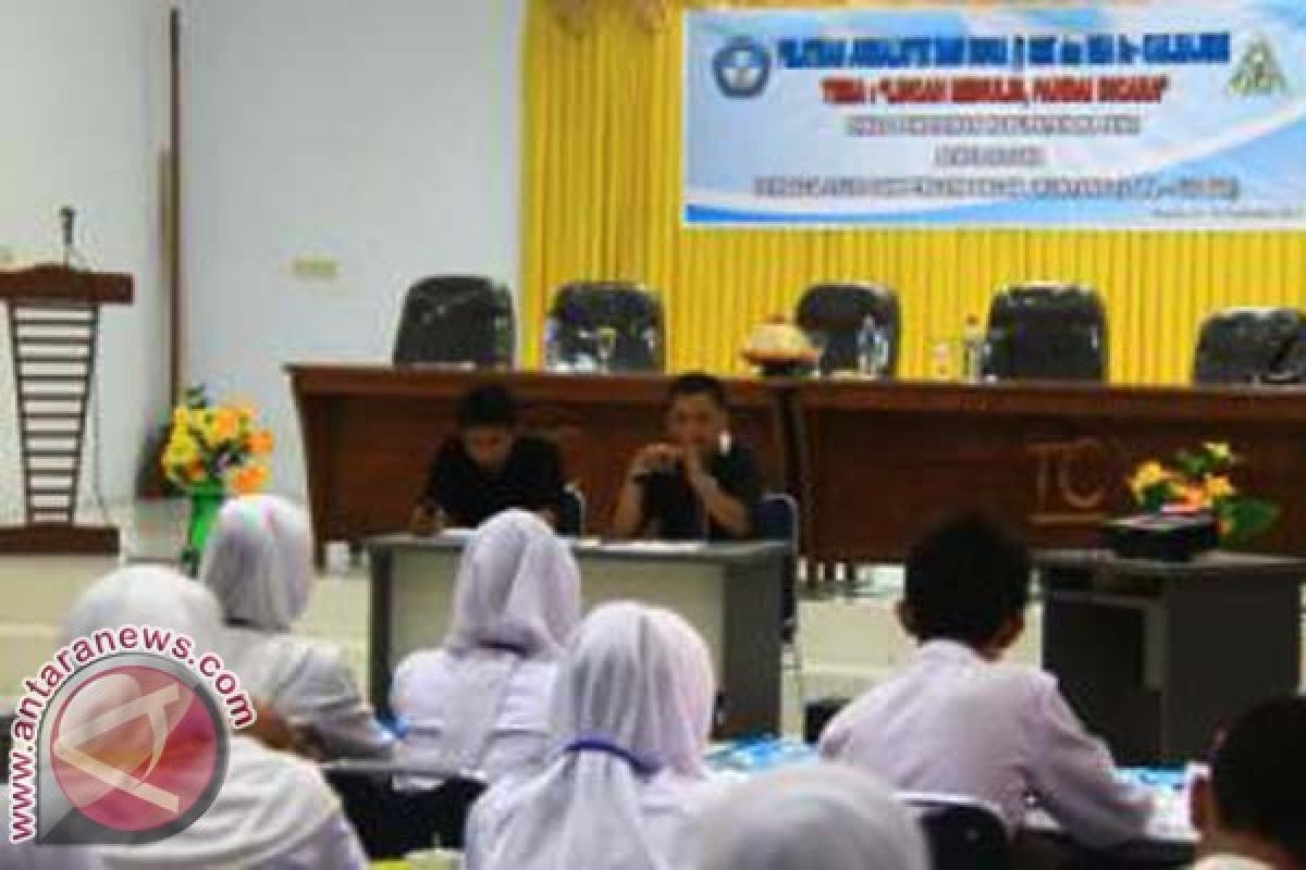 DPRD Sulbar :&Acirc;&nbsp;Pemerintah Harus Tingkatkan Minat Membaca 