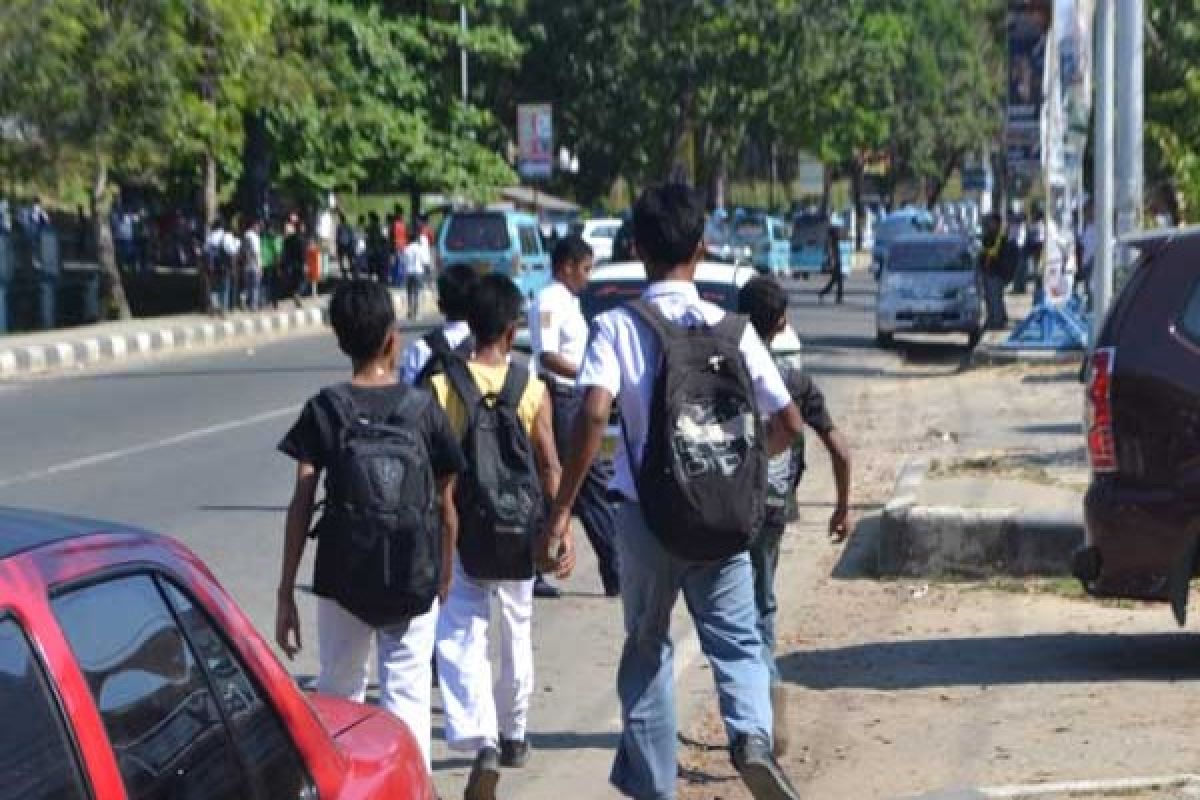 Pelajar SMA se-Kendari deklarasi anti-tawuran