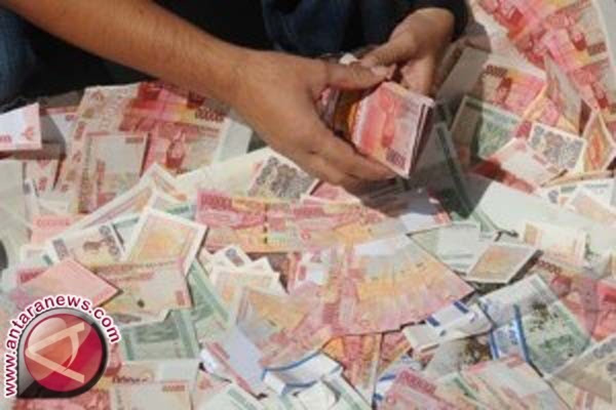 Polda sita uang penjualan narkoba Rp1,9 miliar 