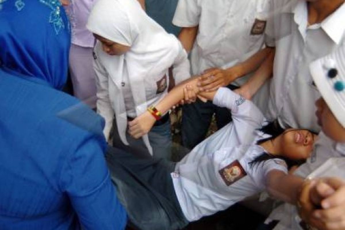 Puluhan Siswa SMKN 3 Magelang Kesurupan