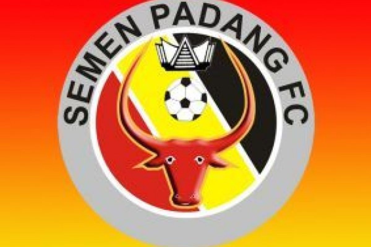 Semen Padang Unggul 1-0 atas Persik Kendal di babak pertama