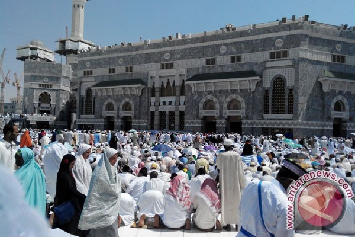 Tengah umroh, 11 WNI ditahan di Arab Saudi