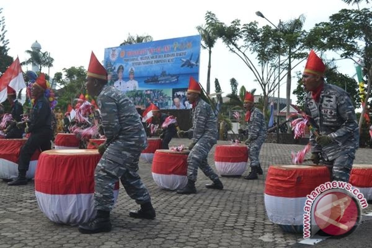 Perajin alat musik dol kesulitan bahan baku