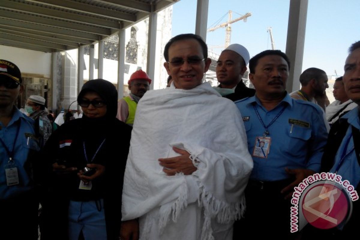 Suryadharma Ali diserbu jemaah di Makkah