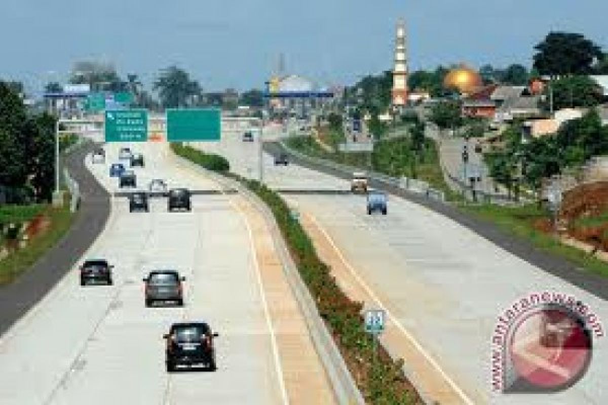 Presiden Kunjungi Jalan Tol Pertama di Kalimantan