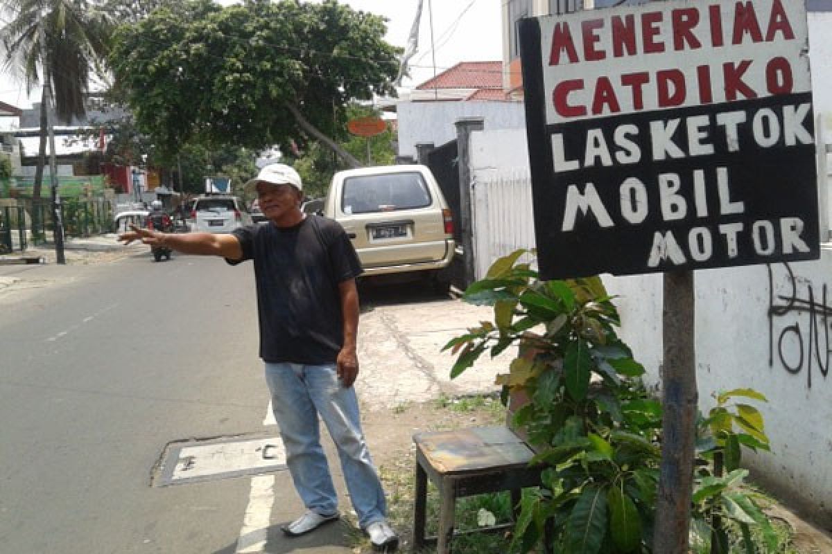 Cat mobil Kramat Raya; dulu dan sekarang