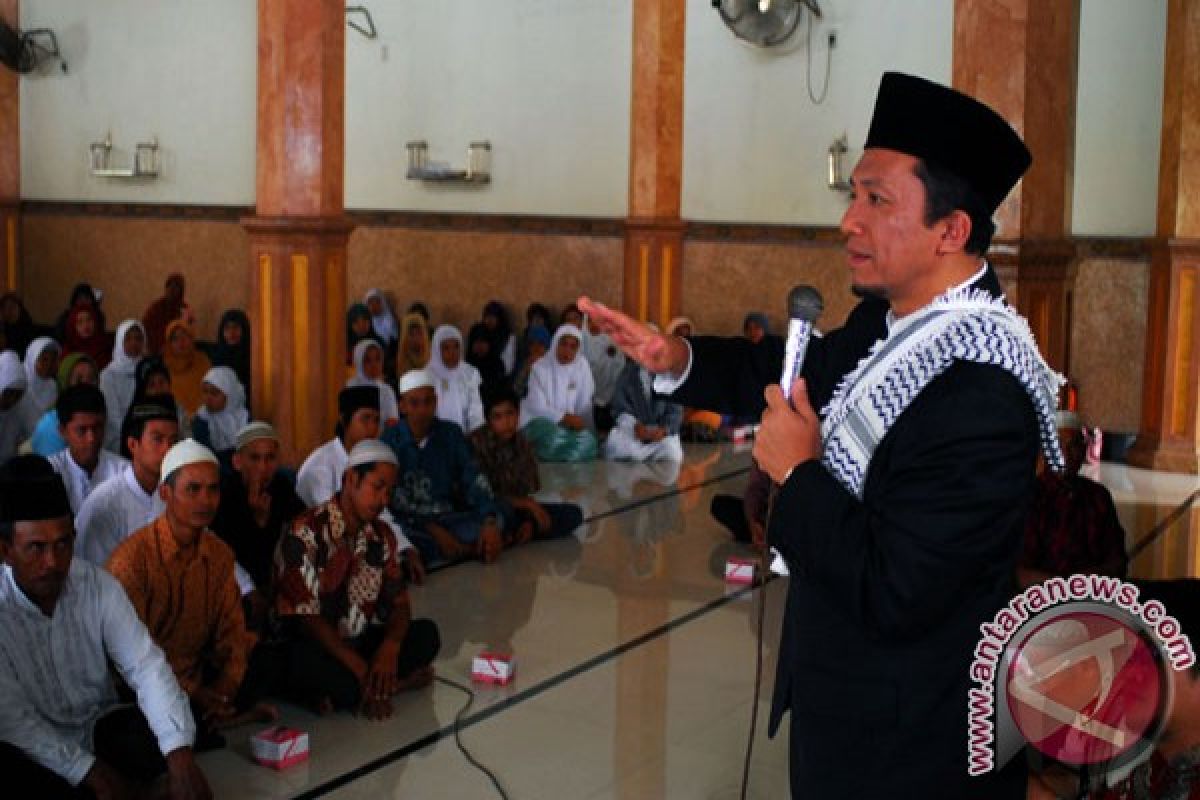 Menkominfo khatib shalat Idul Fitri Masjid Sunda Kelapa