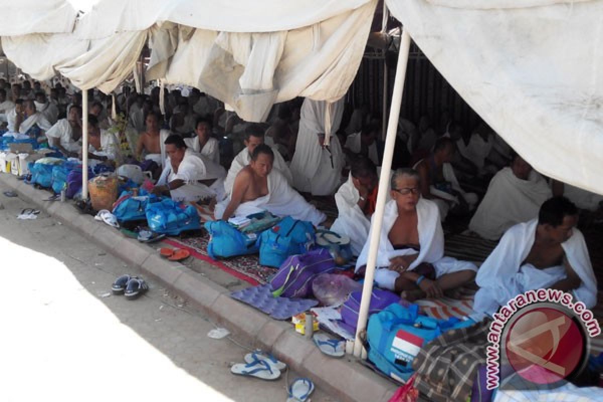 Kondisi kebersihan tenda dan toilet sudah lebih baik