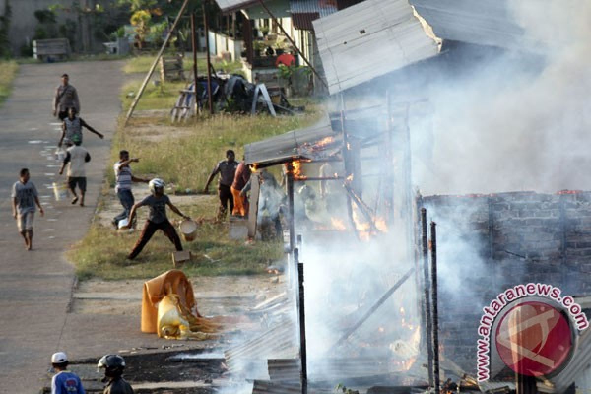 Asrama Ponpes Sa`adatuddaren di Jambi terbakar