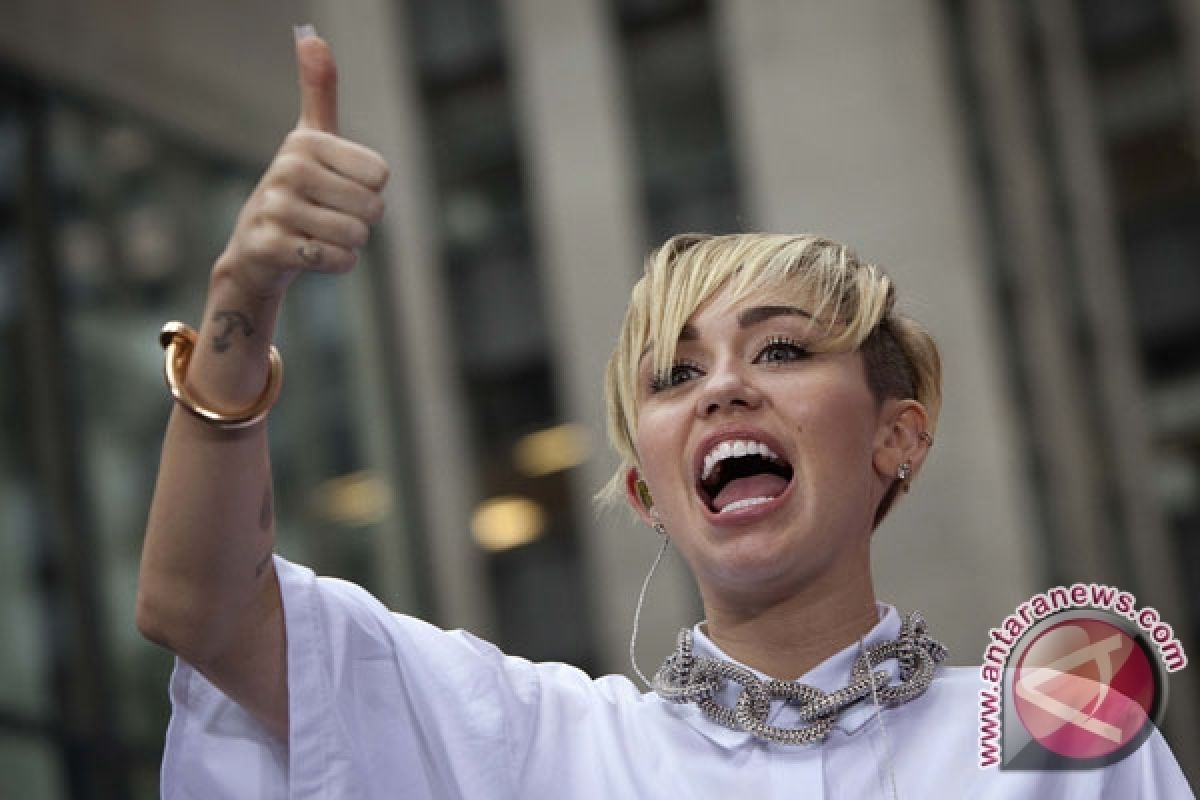 Miley Cyrus jadi selebriti paling dicari di Yahoo