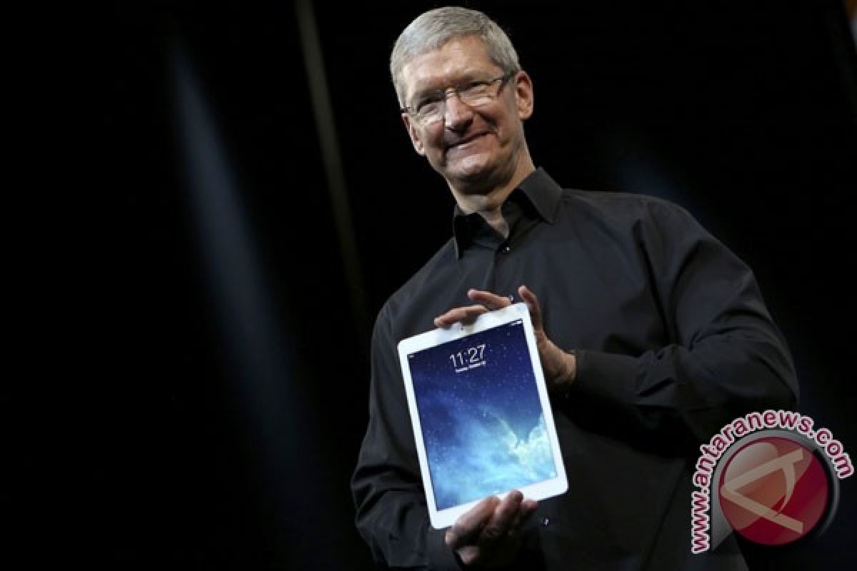 Apple tunda produksi iPad layar 12,9 inci