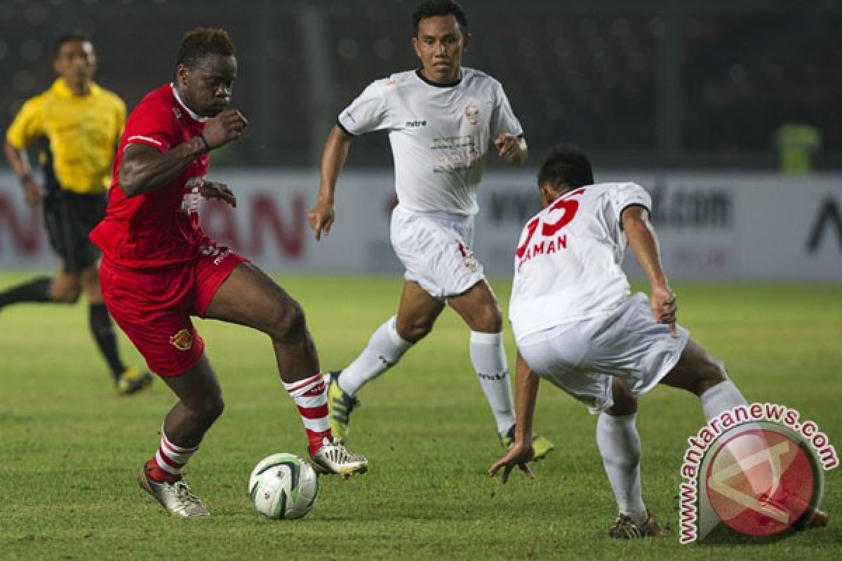 MU dan Louis Saha kagumi antusiasme penonton Indonesia