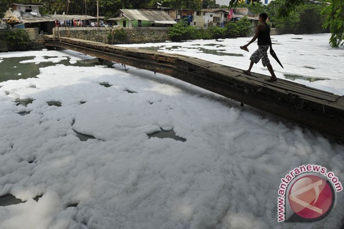 70 persen sungai tercemar limbah rumah tangga