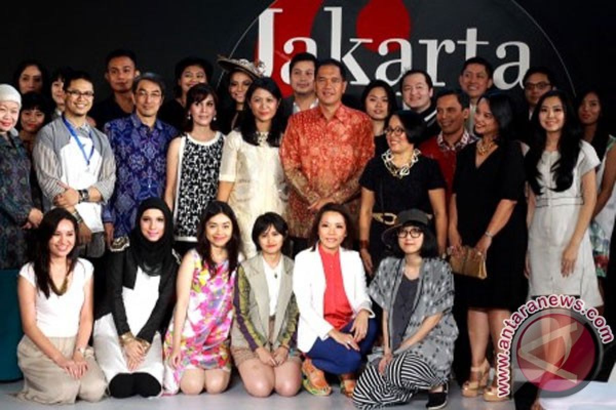 Para ksatria mode tutup Jakarta Fashion Week 2014