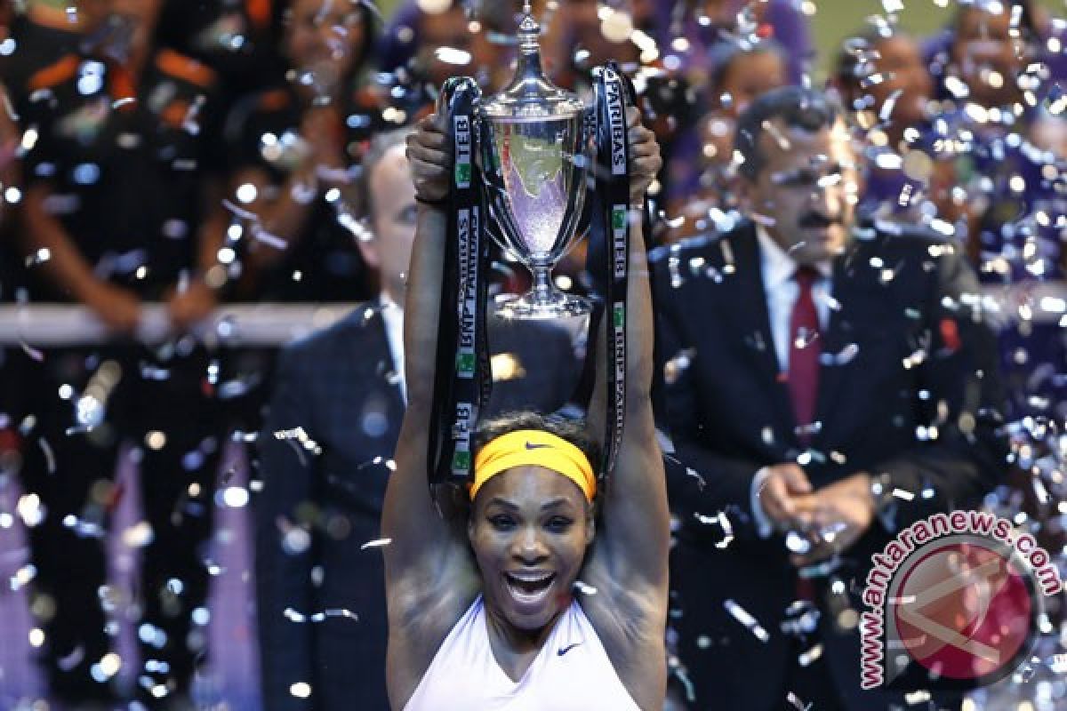 Serena lengkapi musim dengan kesuksesan di WTA