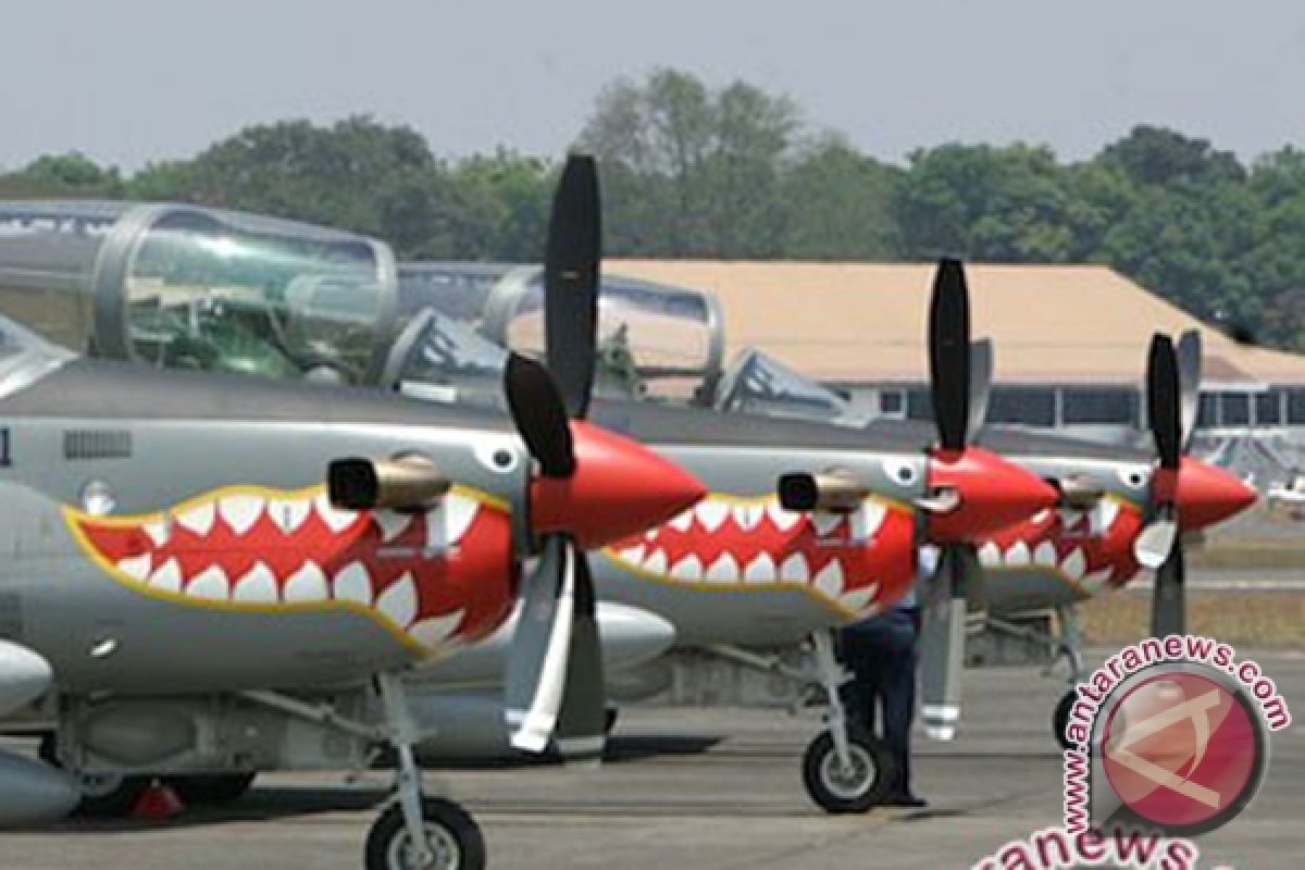 Three Super Tucano Landing In Sjamsudin Noor