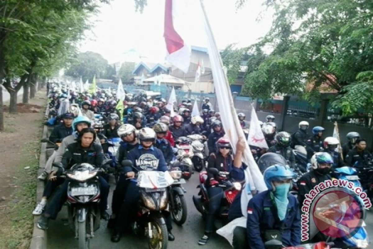  2.000 buruh Jakarta Timur menuju Balai Kota