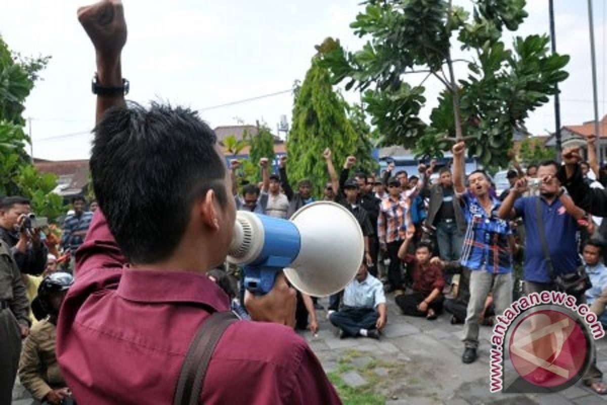 Panwas pemilu Dumai tingkatkan patroli cegah politik uang