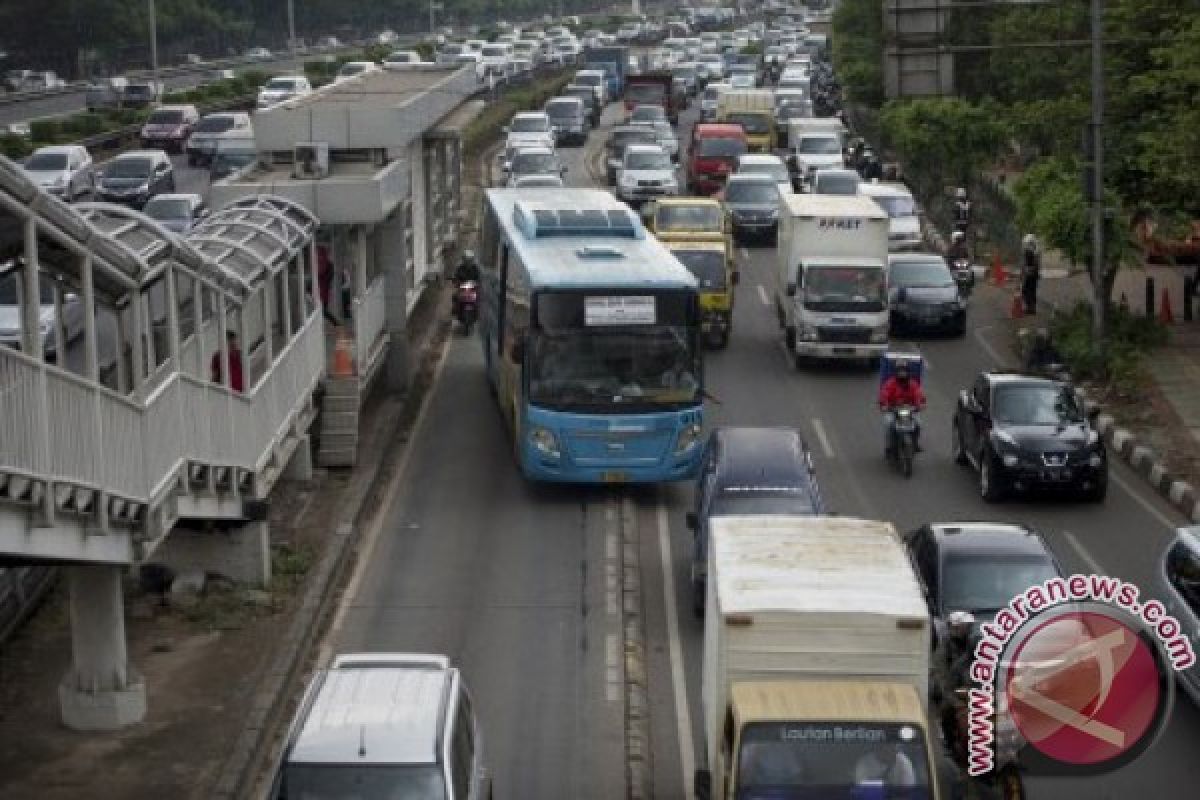 Pemerintah akan bentuk badan interim transportasi Jabodetabek