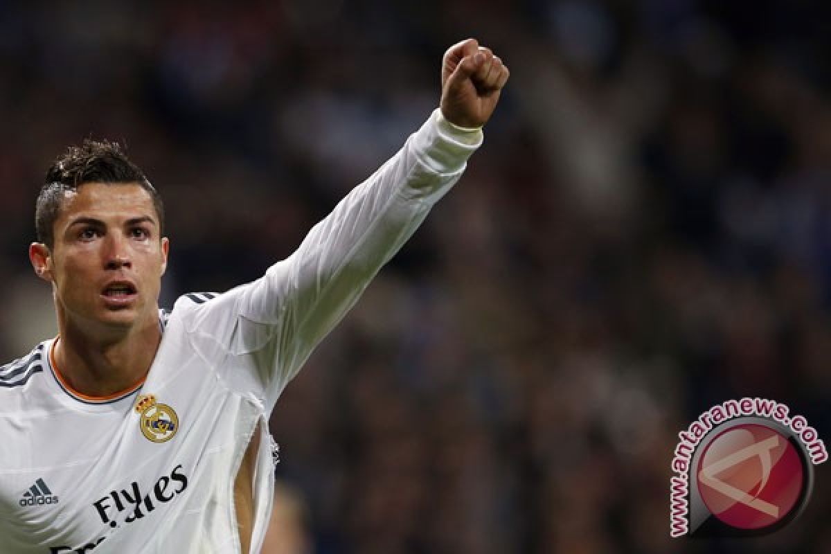 Ronaldo dekati Suarez untuk Sepatu Emas Eropa