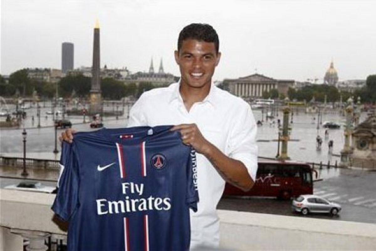 Thiago Silva kembali berlatih dengan PSG