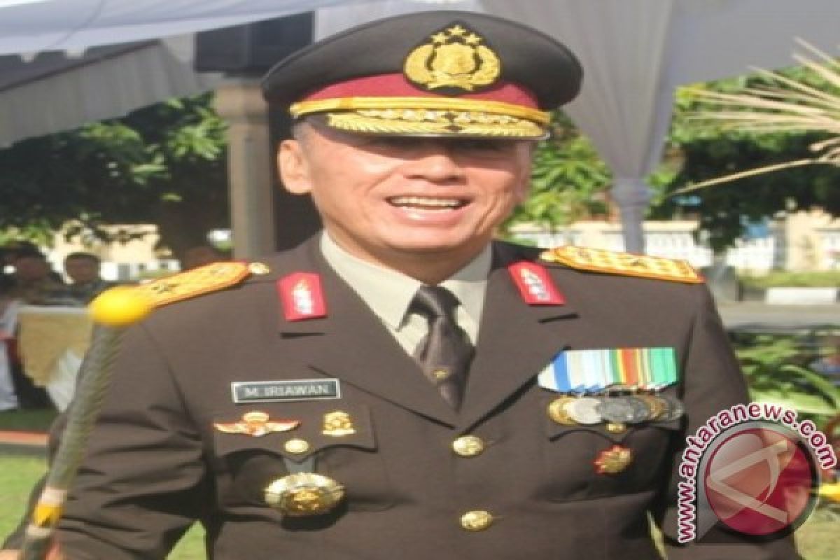 Polisi jadi korban pertikaian antarwarga di Bima