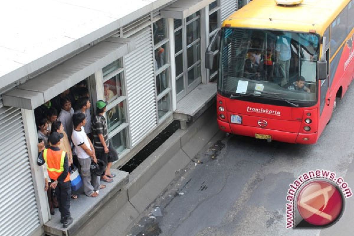 Pemkot Bekasi nantikan pengadaan Bus Transjakarta