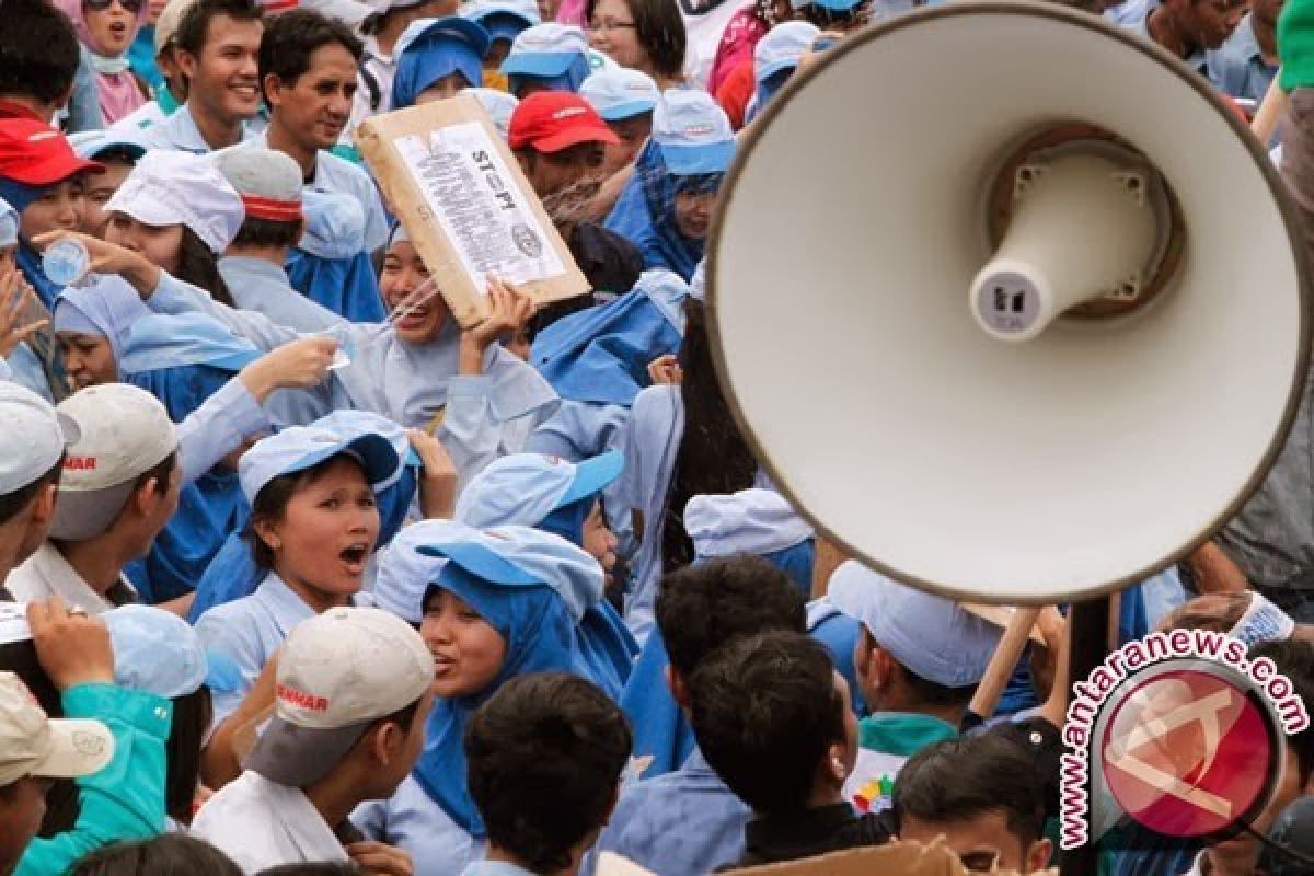 Buruh tetap akan demo pada 2 Desember