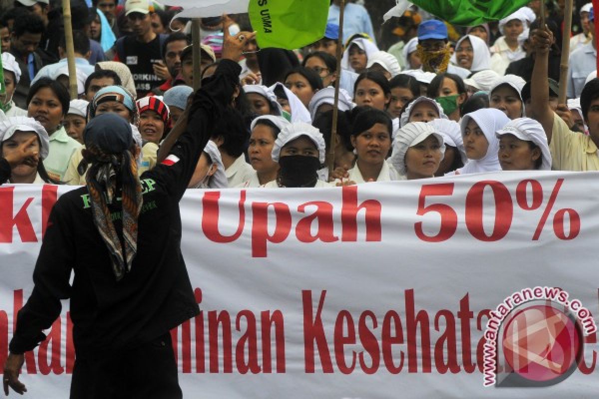 Forum buruh kecewa dengan UMP Jakarta