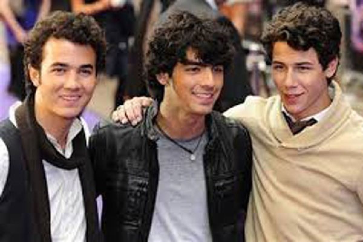 Jonas Brothers bubar