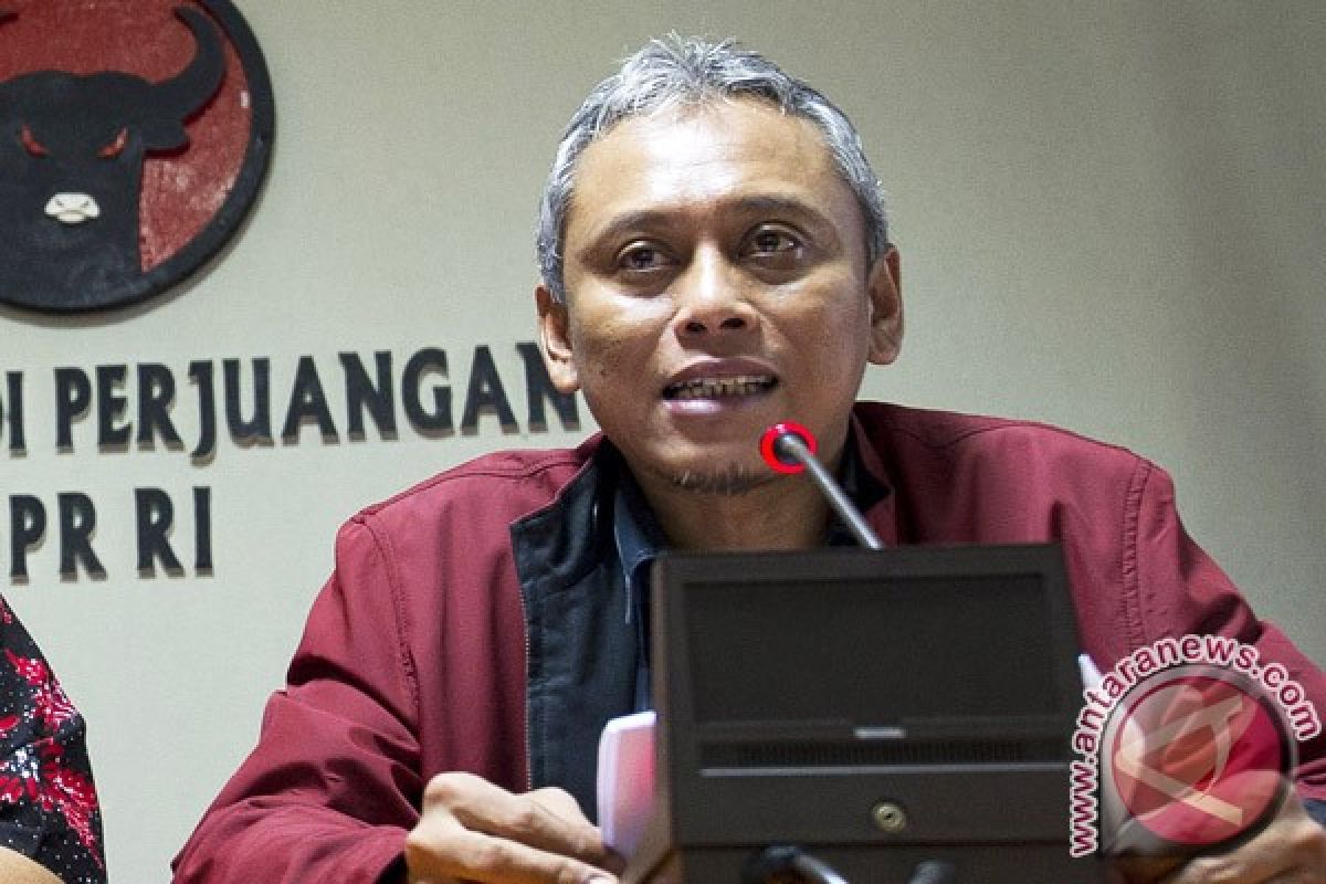 Komisi II DPR prihatin rakyat yang selalu disalahkan soal kebakaran hutan