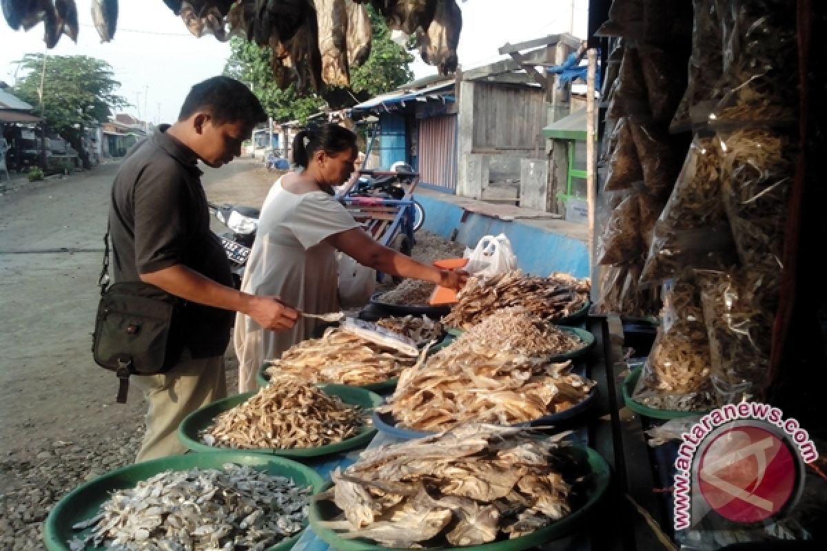 Ikan asin Bengkulu dijual hingga ke Papua