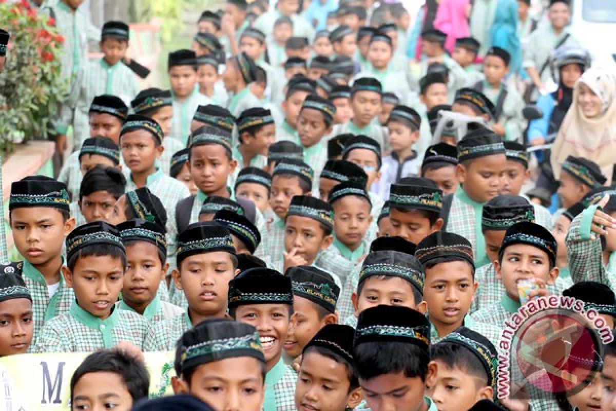 Ribuan anak-anak pawai sambut Tahun Baru Islam