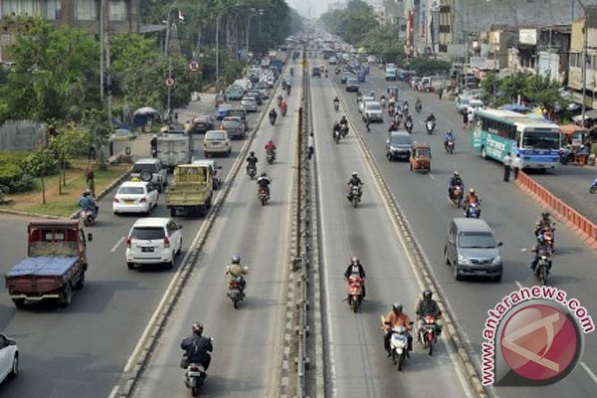 Polisi tilang 268 kendaraan di jalur bus Transjakarta