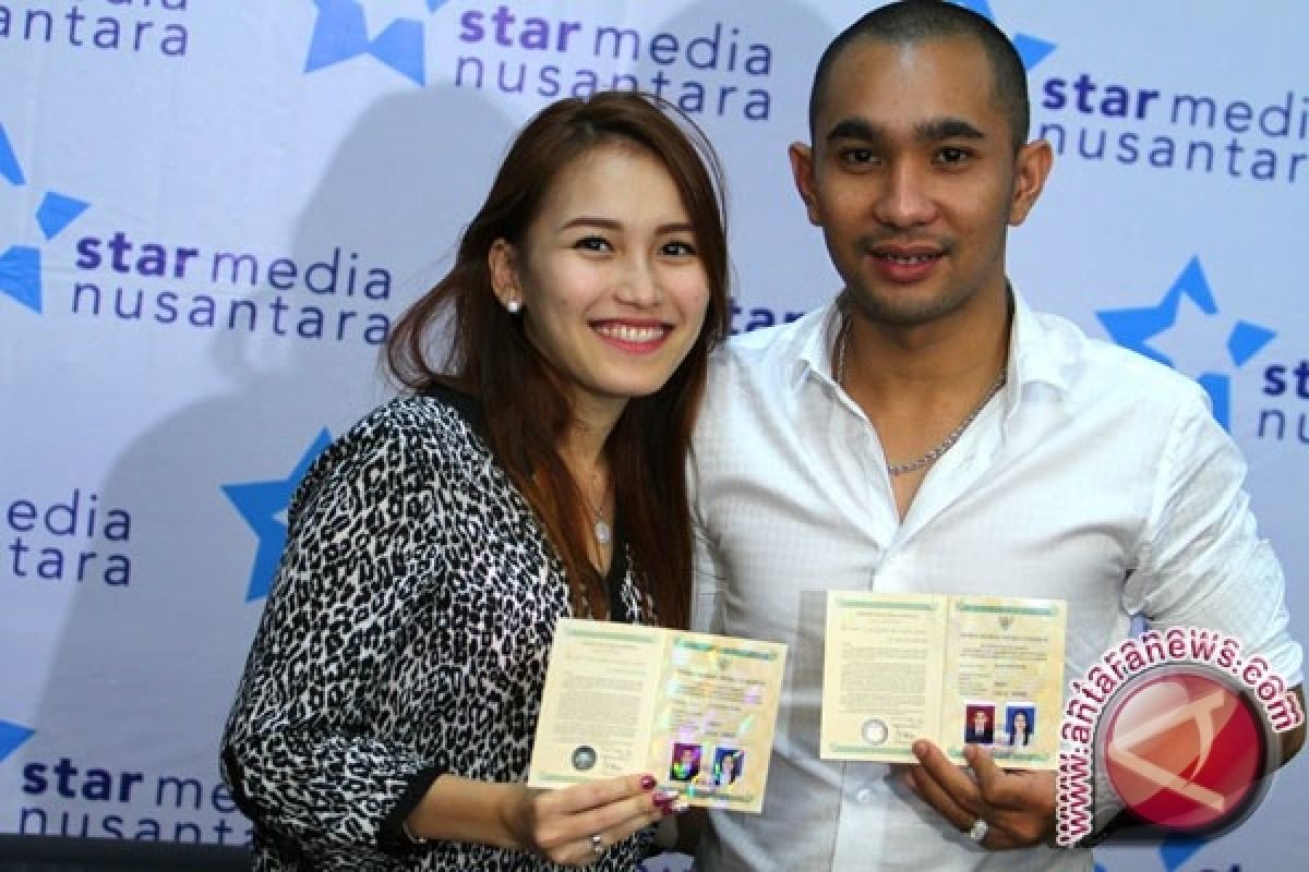  Ayu Ting Ting Sudah Melahirkan