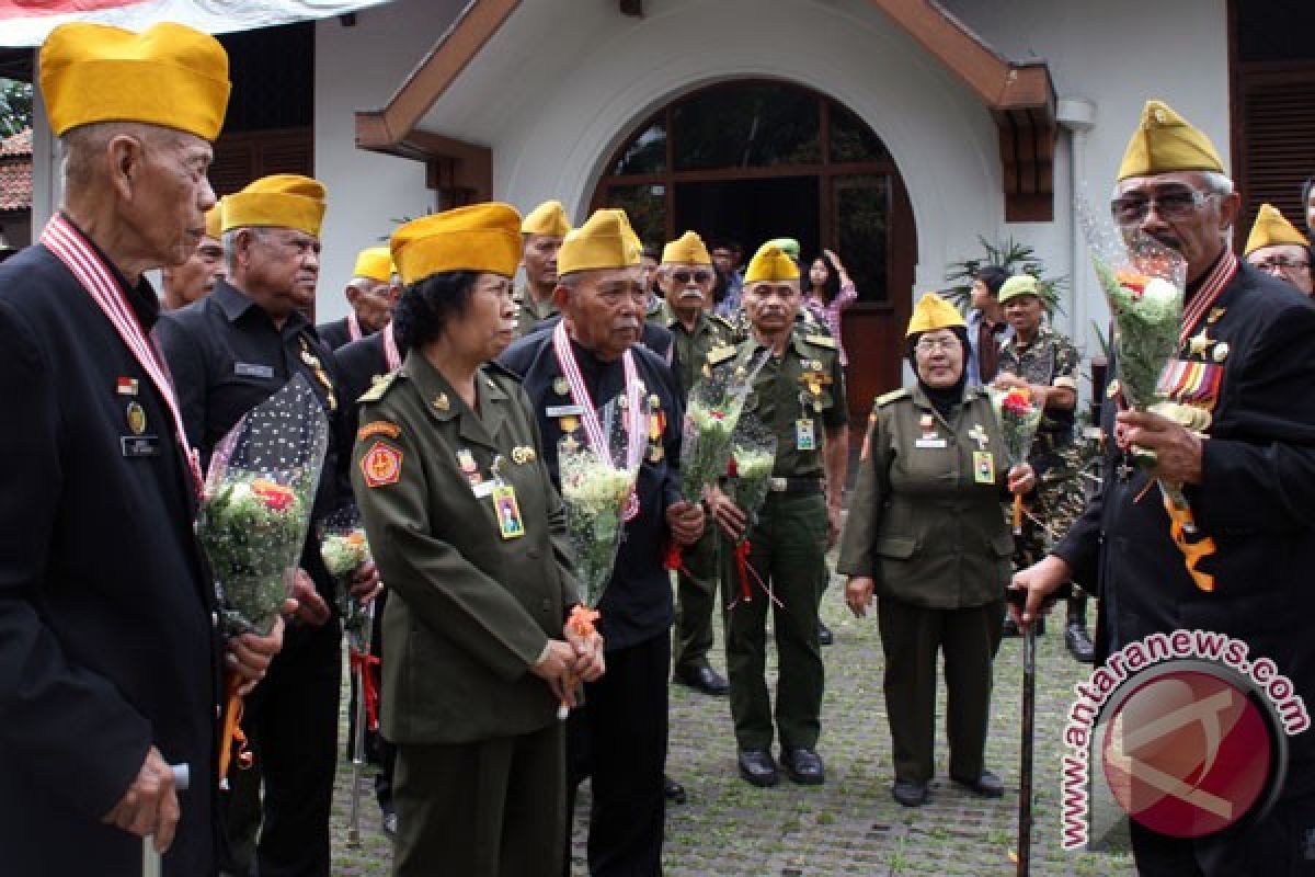 Masyarakat diimbau heningkan cipta peringati Hari Pahlawan