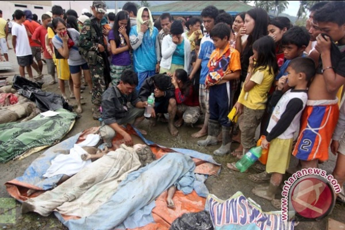 PMI dan ICRC Bantu Korban Topan Filipina