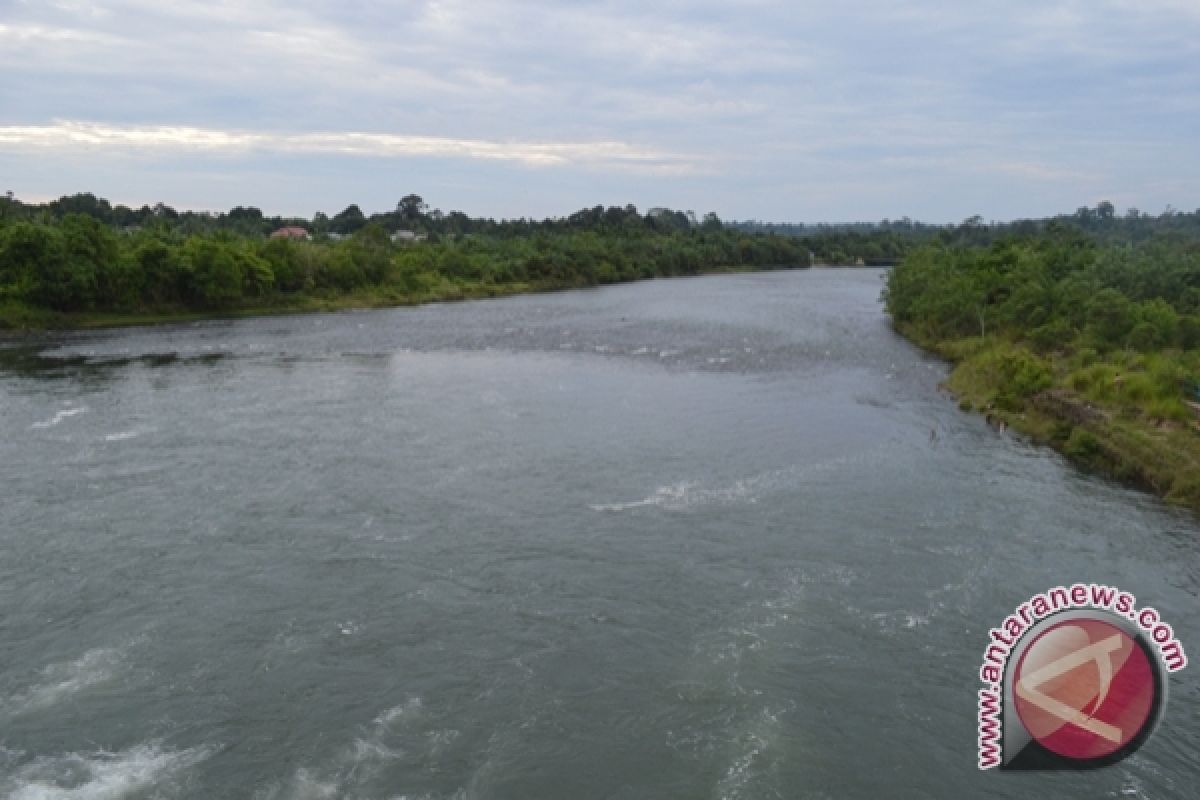 Pemulihan sempadan sungai rusak di Mukomuko bertahap