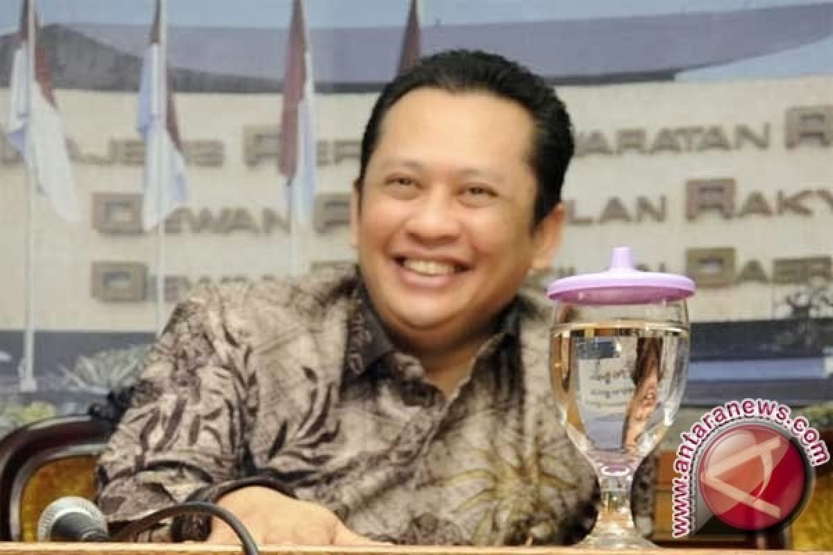 Golkar ragu buku SBY kembalikan kepercayaan masyarakat