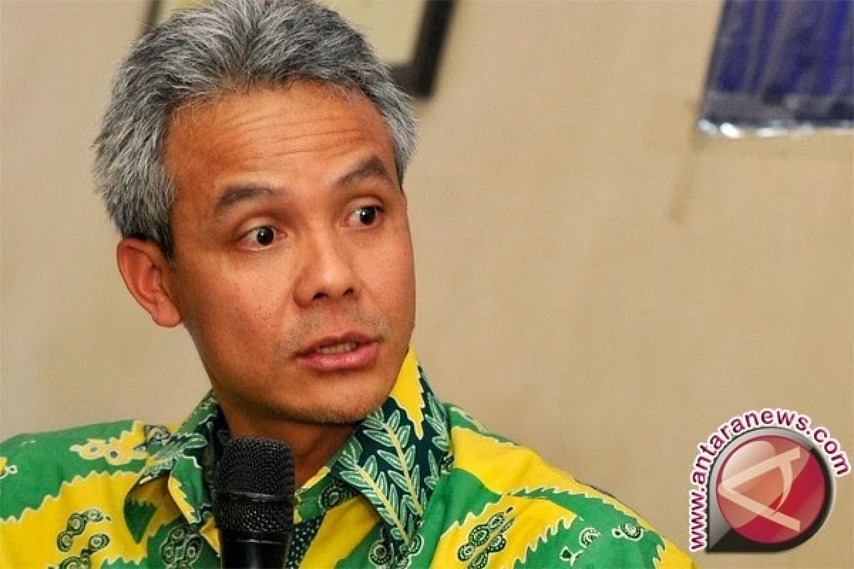 Ganjar Pranowo minta 11 daerah segera sepakati UMK