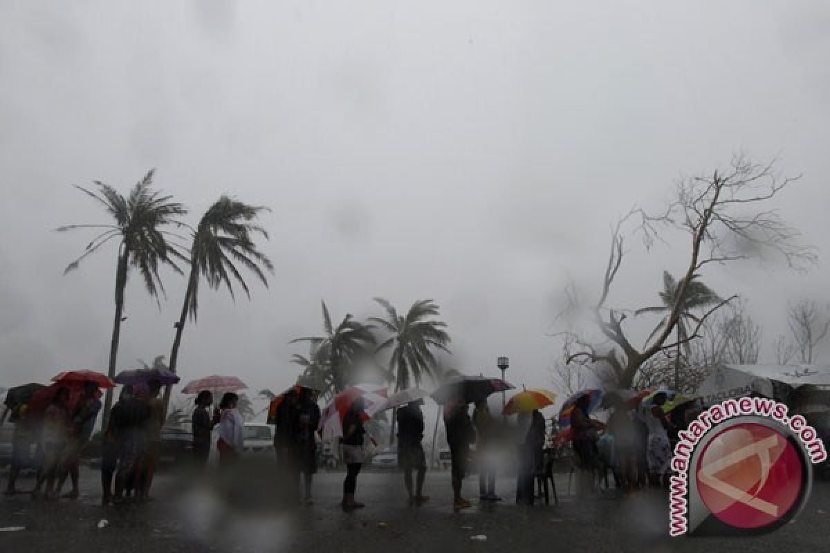 Peringatan Topan Merah dikeluarkan di Tiongkok