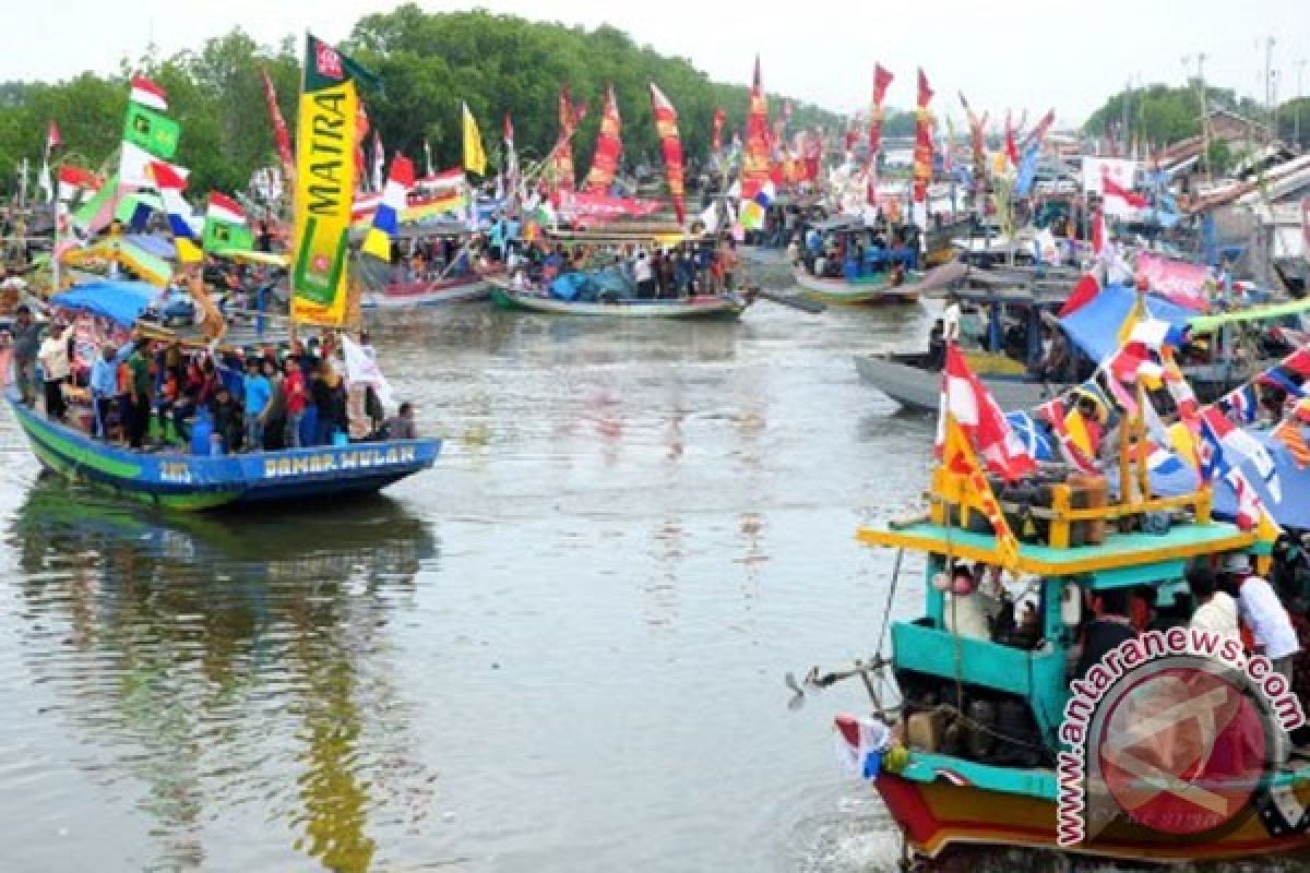 Nelayan Cilacap siapkan sedekah laut