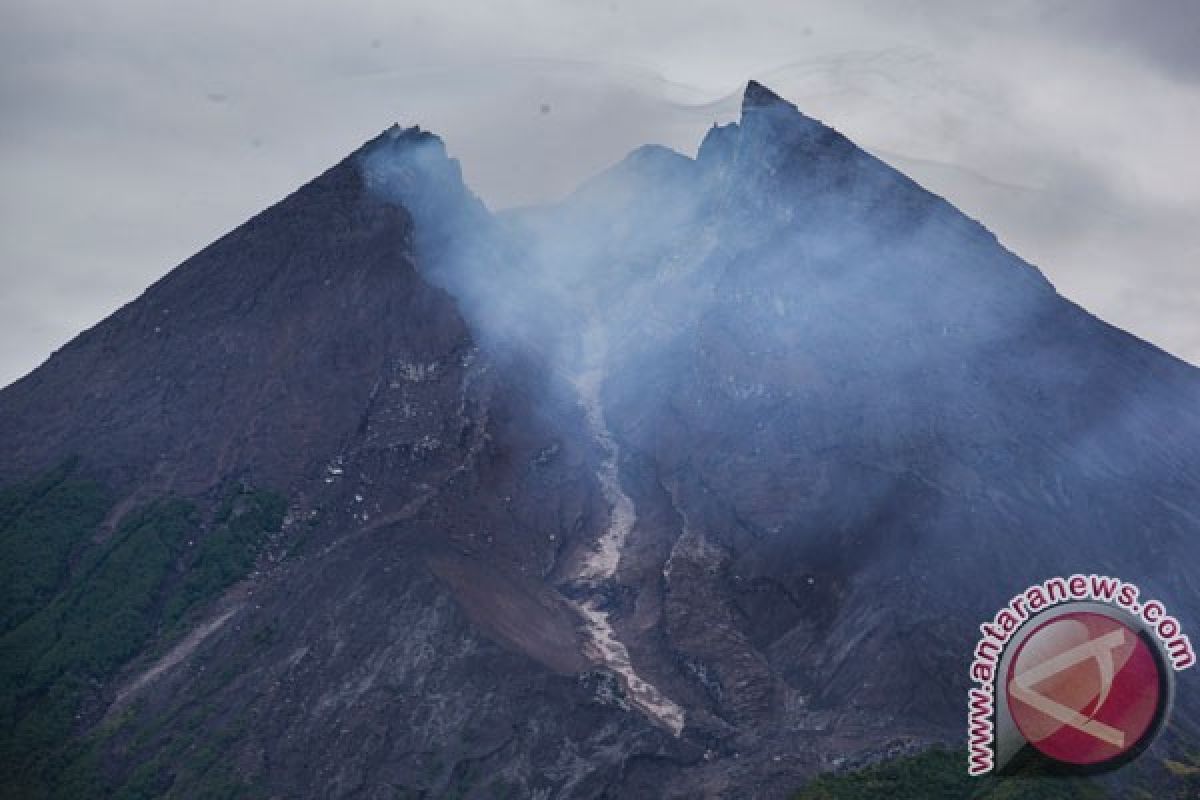 Merapi bergemuruh, warga Tlogolele Boyolali sempat panik