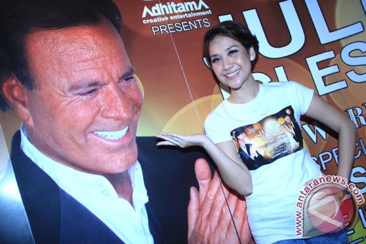 Julio Iglesias gelar konser di Jakarta