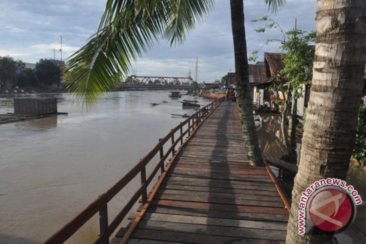 Rp42 M  Buat Sungai Besar