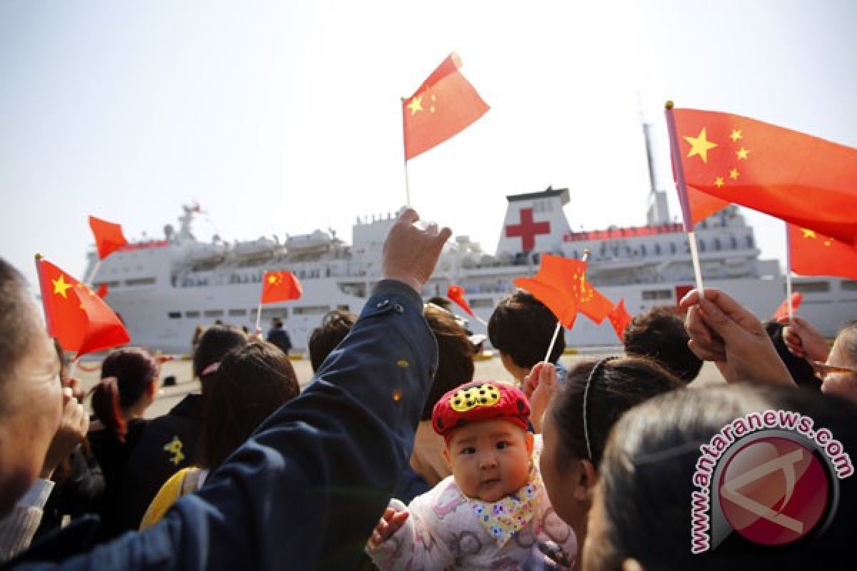 Kapal rumah sakit China "Peace Ark" bertolak menuju Indonesia