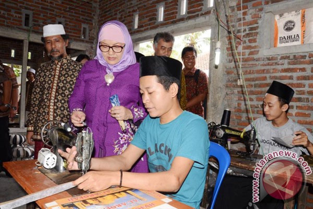 Lomba wirausaha bisa inspirasi kaum muda cari solusi ekonomi