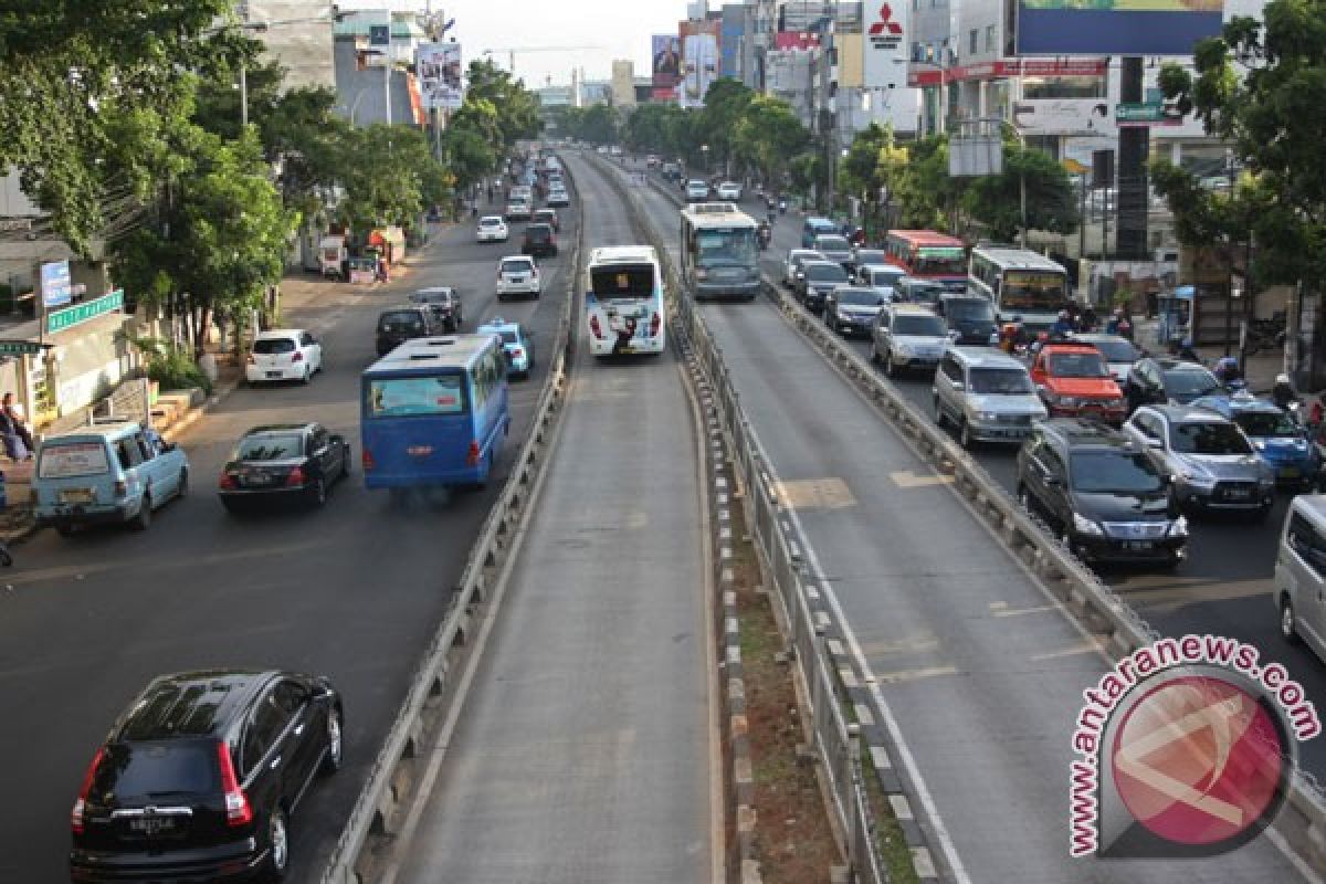 Sterilisasi jalur busway menuai hasil