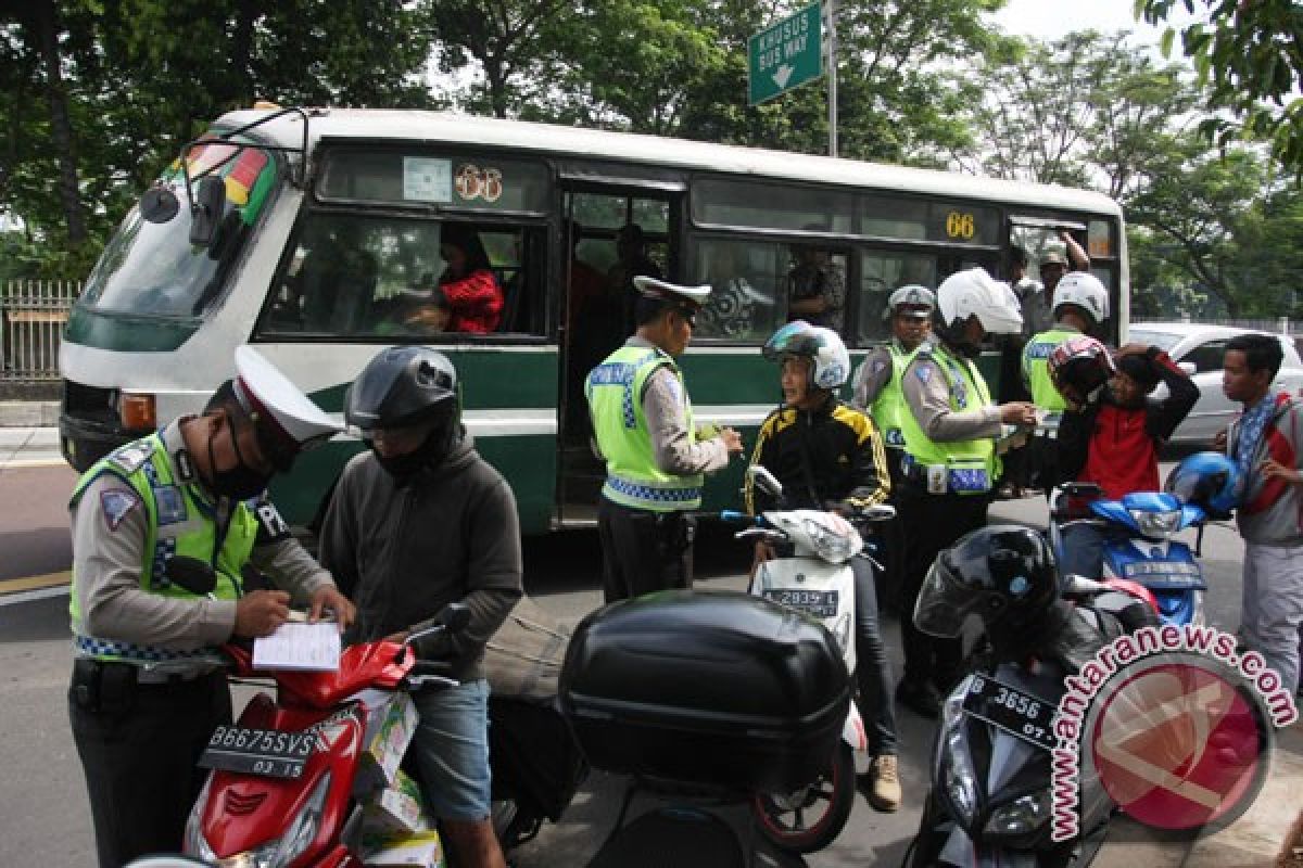 Polri: lengkapi surat berkendara dalam Operasi Zebra