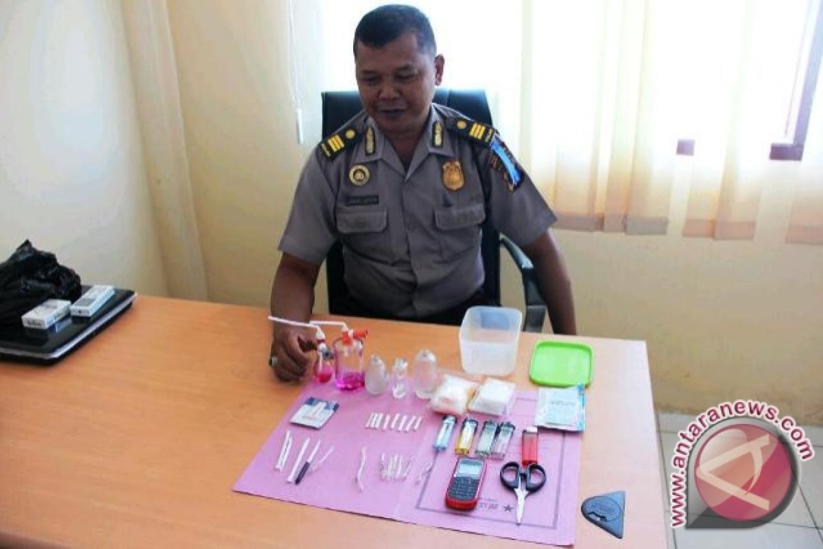 Polres Penajam Ringkus Oknum PNS Bawa Narkoba